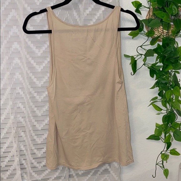 Graphic Tank - Picture 4 of 4